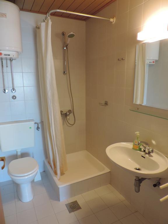 Apartment Vidas Novalja Pokoj fotografie